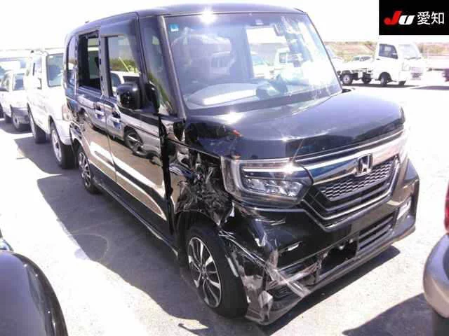 Honda N-Box  с аукциона в Японии