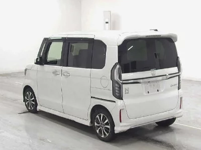 Honda N BOX CUSTOM