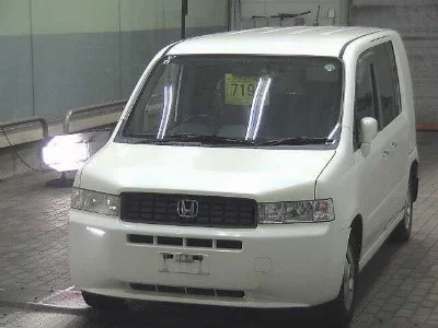 Honda Mobilio Spike