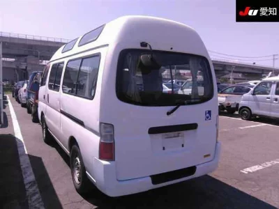 NISSAN CARAVAN BUS