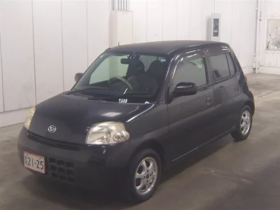 Daihatsu Esse