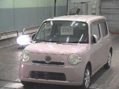 Daihatsu Mira Cocoa