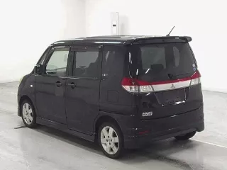 Mitsubishi Delica D:2