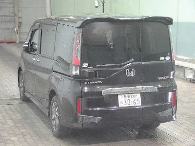 Honda STEPWGN SPADA