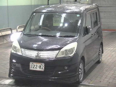Mitsubishi Delica D:2