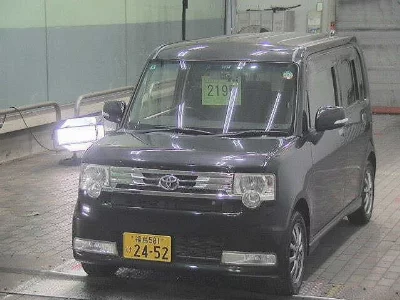 Toyota Pixis Space