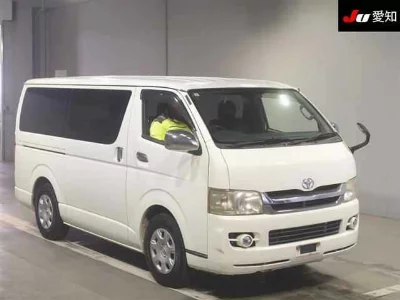 Toyota HiAce Van