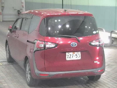 Toyota Sienta