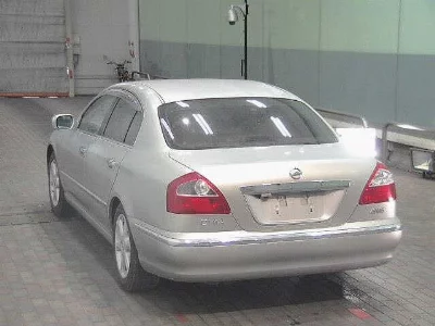 Nissan CIMA