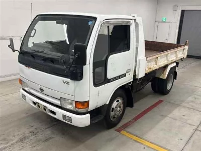 Nissan Atlas