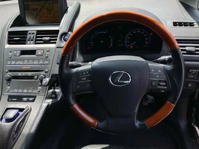 Lexus HS