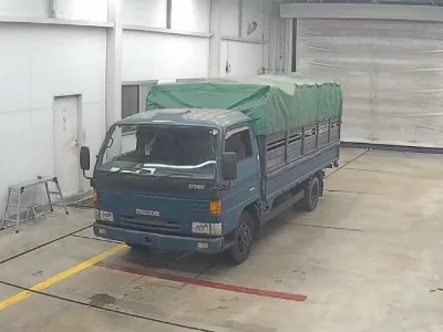 Mazda Titan
