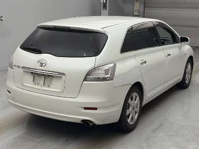 Toyota Mark X Zio