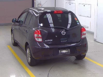 Nissan March