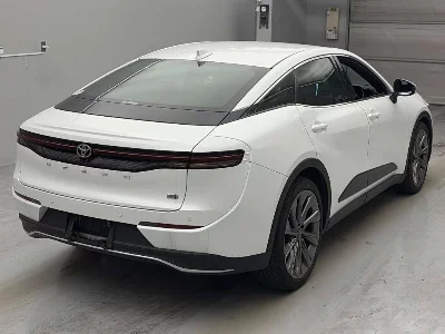 Toyota Crown Crossover