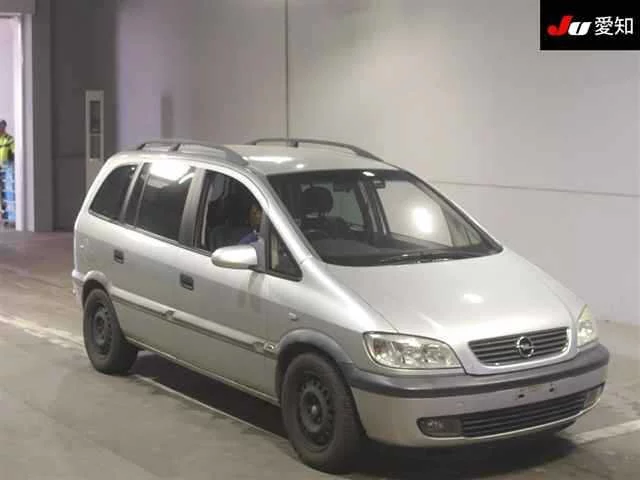 Opel Zafira  с аукциона в Японии