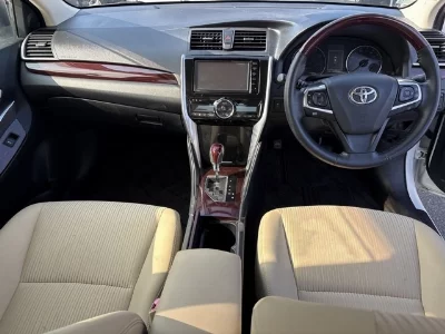 Toyota Premio