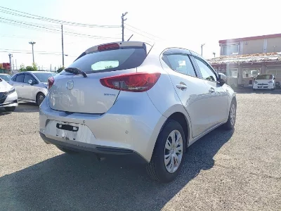 Mazda Mazda2