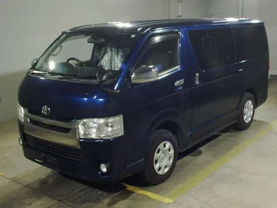 Toyota HiAce Van