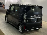 Цена авто Honda N BOX+CUSTOM с аукционов Японии, номер кузова JF3, пробег 80 000, оценка 3