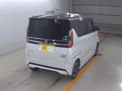 NISSAN ROOX