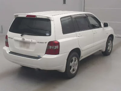Toyota Kluger V