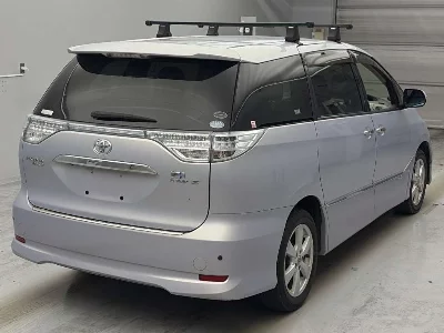 Toyota Estima Hybrid