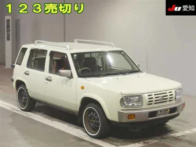 NISSAN RASHEEN