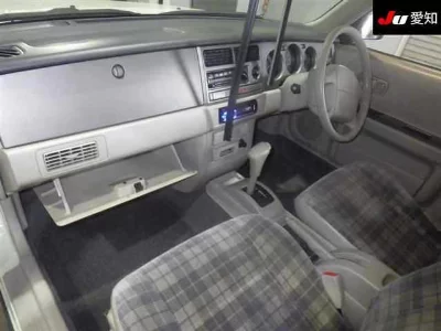 NISSAN RASHEEN