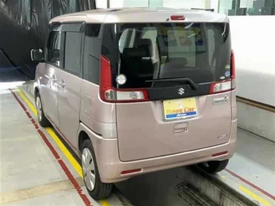 Suzuki Spacia