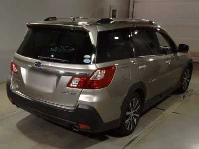 Subaru Exiga Crossover 7
