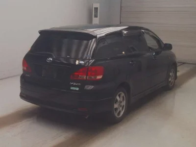 Toyota Ipsum
