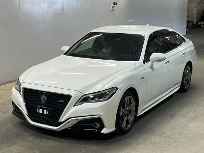 Toyota CROWN HYBRID