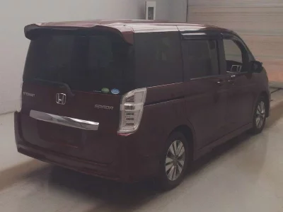 Honda STEPWGN SPADA