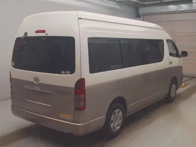 Toyota HIACE WAGON