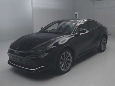 Toyota Crown Crossover