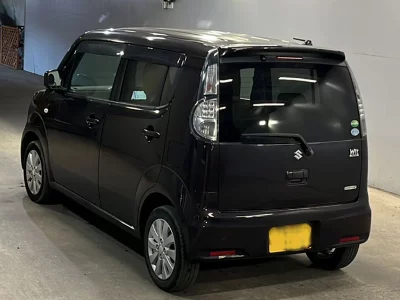 Suzuki MRWAGON
