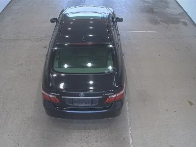 Lexus LS600h