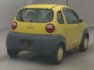 Suzuki Twin