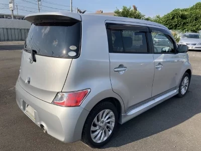 Toyota bB
