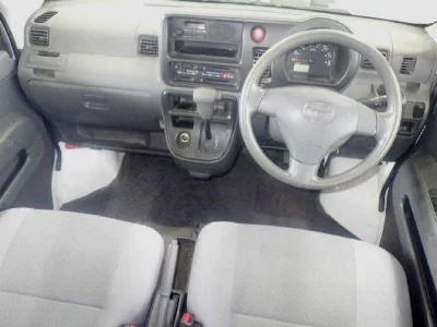 Toyota Pixis Van