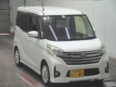 NISSAN DAYZ ROOX
