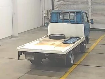 Mazda TITAN