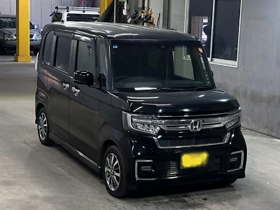 Honda N BOX CUSTOM