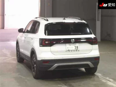VOLKSWAGEN T-CROSS