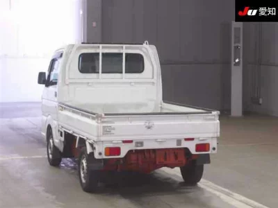 Nissan NT100 Clipper