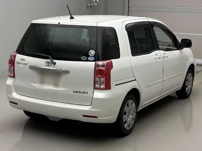 Toyota Raum
