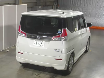 Suzuki Solio