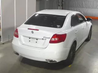 Suzuki KIZASHI