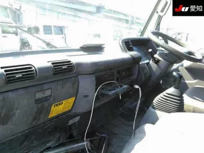 Isuzu ELF DUMP
